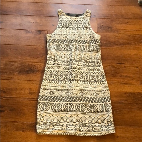 Hollister Dresses & Skirts - 🌸 Grey Printed bodycon dress